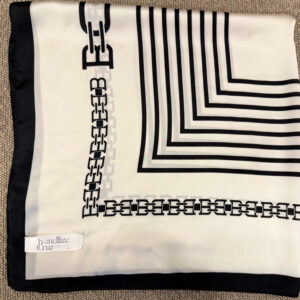 Lenço Acetinado Corrente